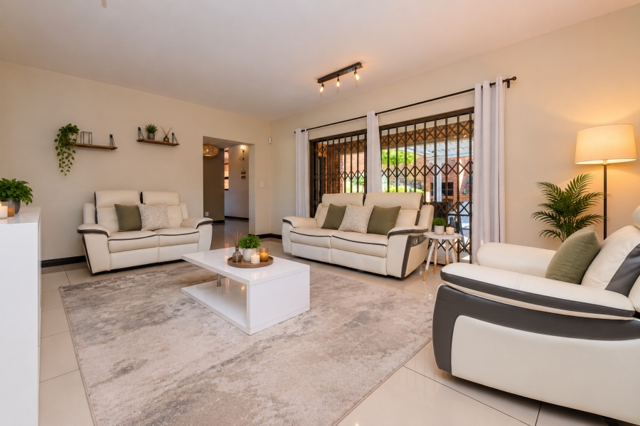 5 Bedroom Property for Sale in Constantia Kloof Gauteng