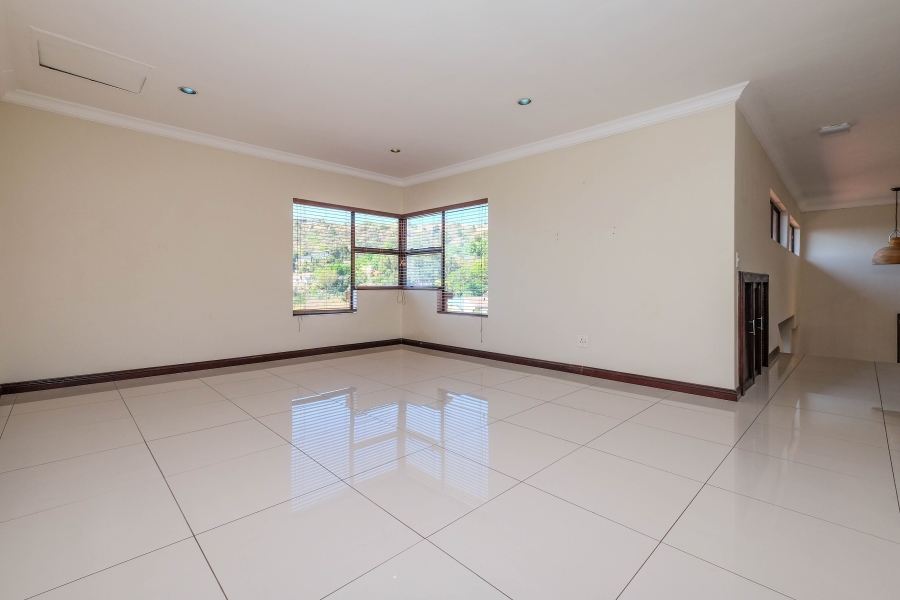 5 Bedroom Property for Sale in Constantia Kloof Gauteng
