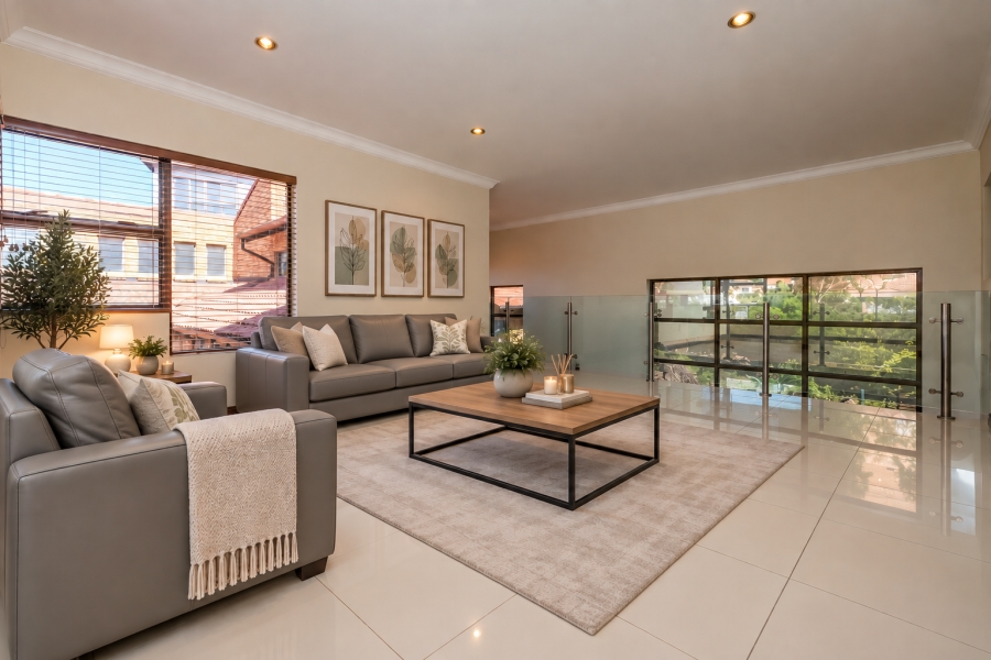 5 Bedroom Property for Sale in Constantia Kloof Gauteng
