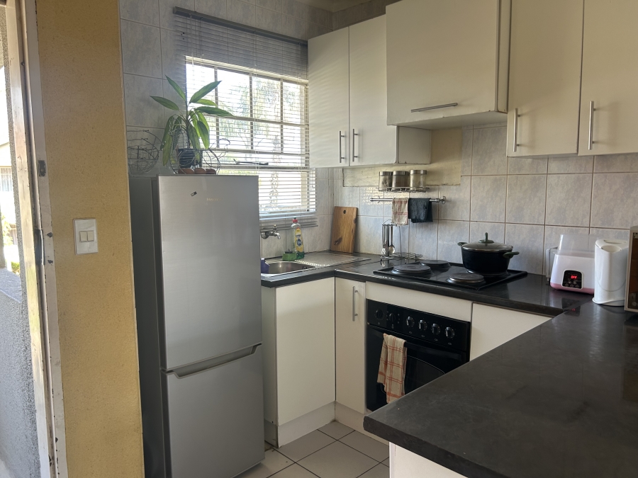 2 Bedroom Property for Sale in Allen Grove Gauteng