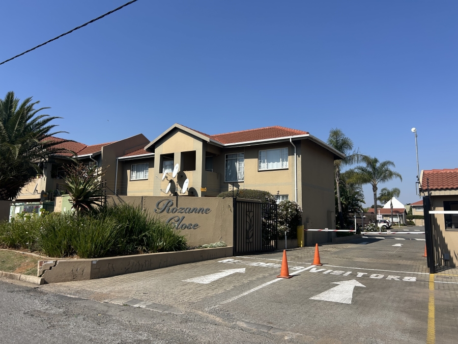 2 Bedroom Property for Sale in Allen Grove Gauteng