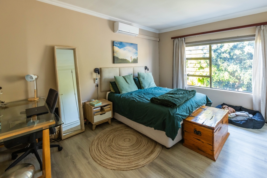 4 Bedroom Property for Sale in Faerie Glen Gauteng