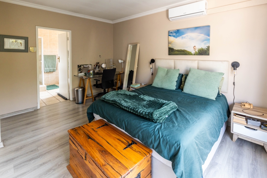 4 Bedroom Property for Sale in Faerie Glen Gauteng