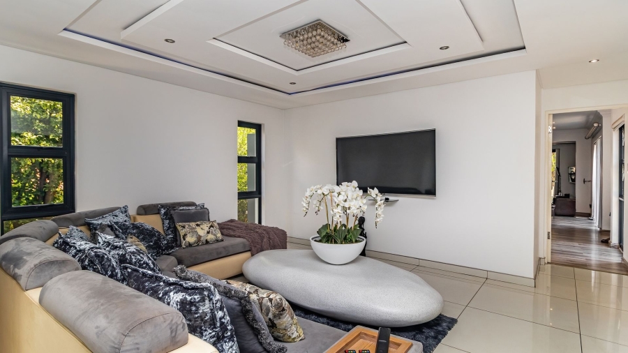 4 Bedroom Property for Sale in Glen Marais Gauteng