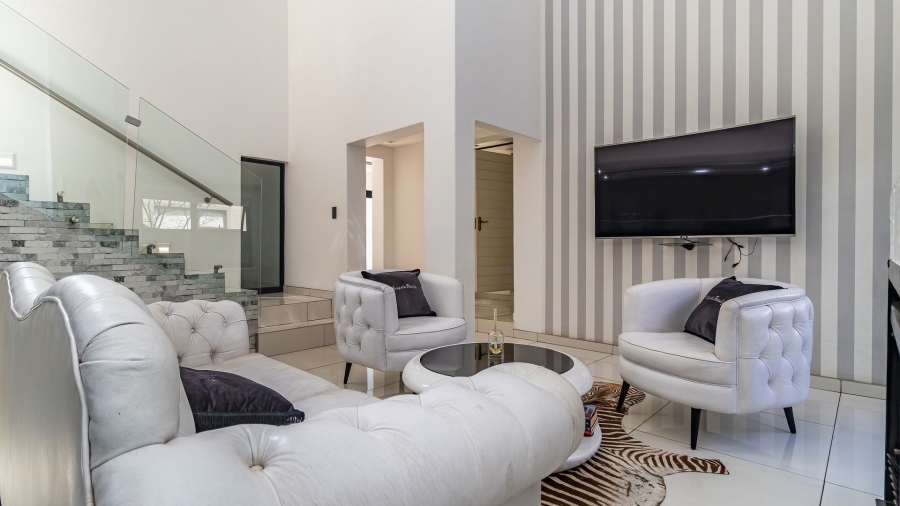 4 Bedroom Property for Sale in Glen Marais Gauteng