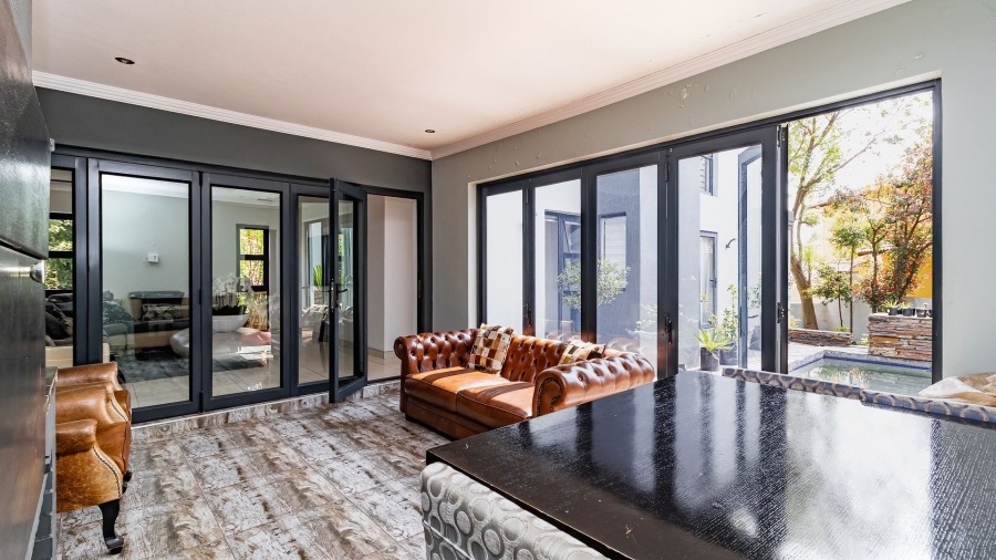 4 Bedroom Property for Sale in Glen Marais Gauteng