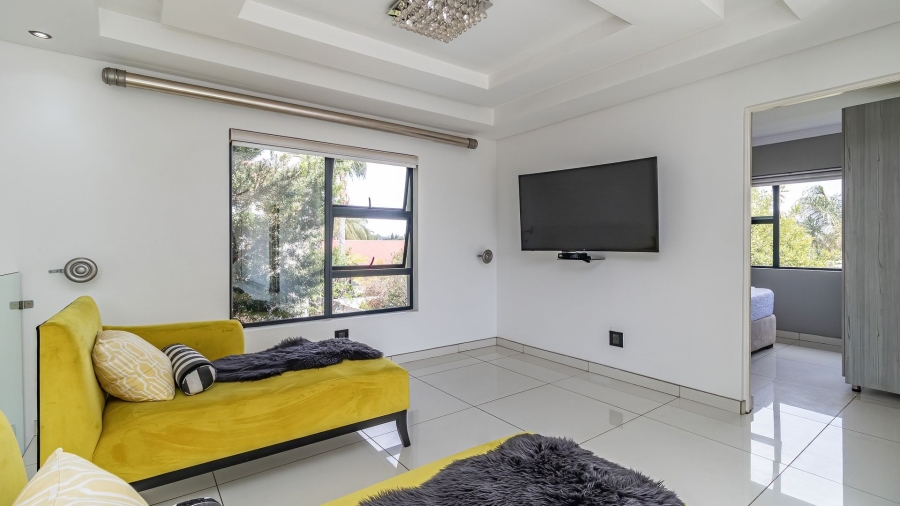 4 Bedroom Property for Sale in Glen Marais Gauteng