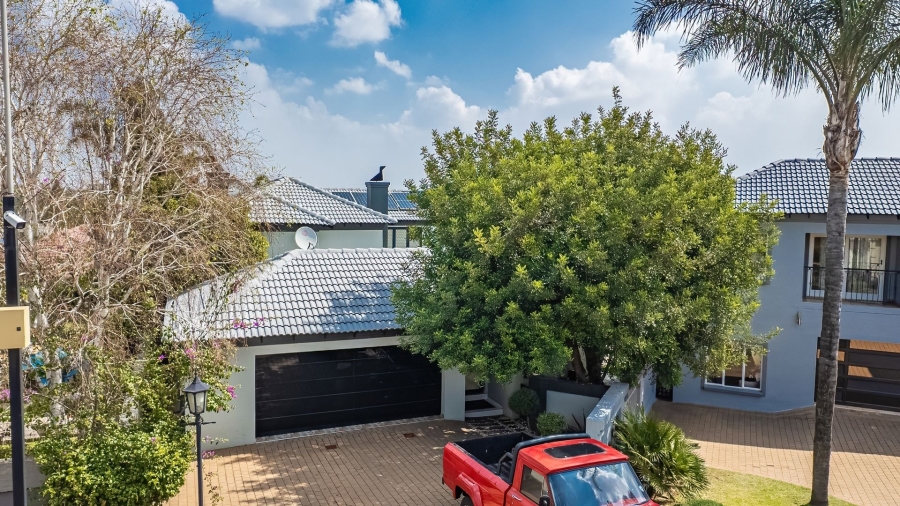 4 Bedroom Property for Sale in Glen Marais Gauteng