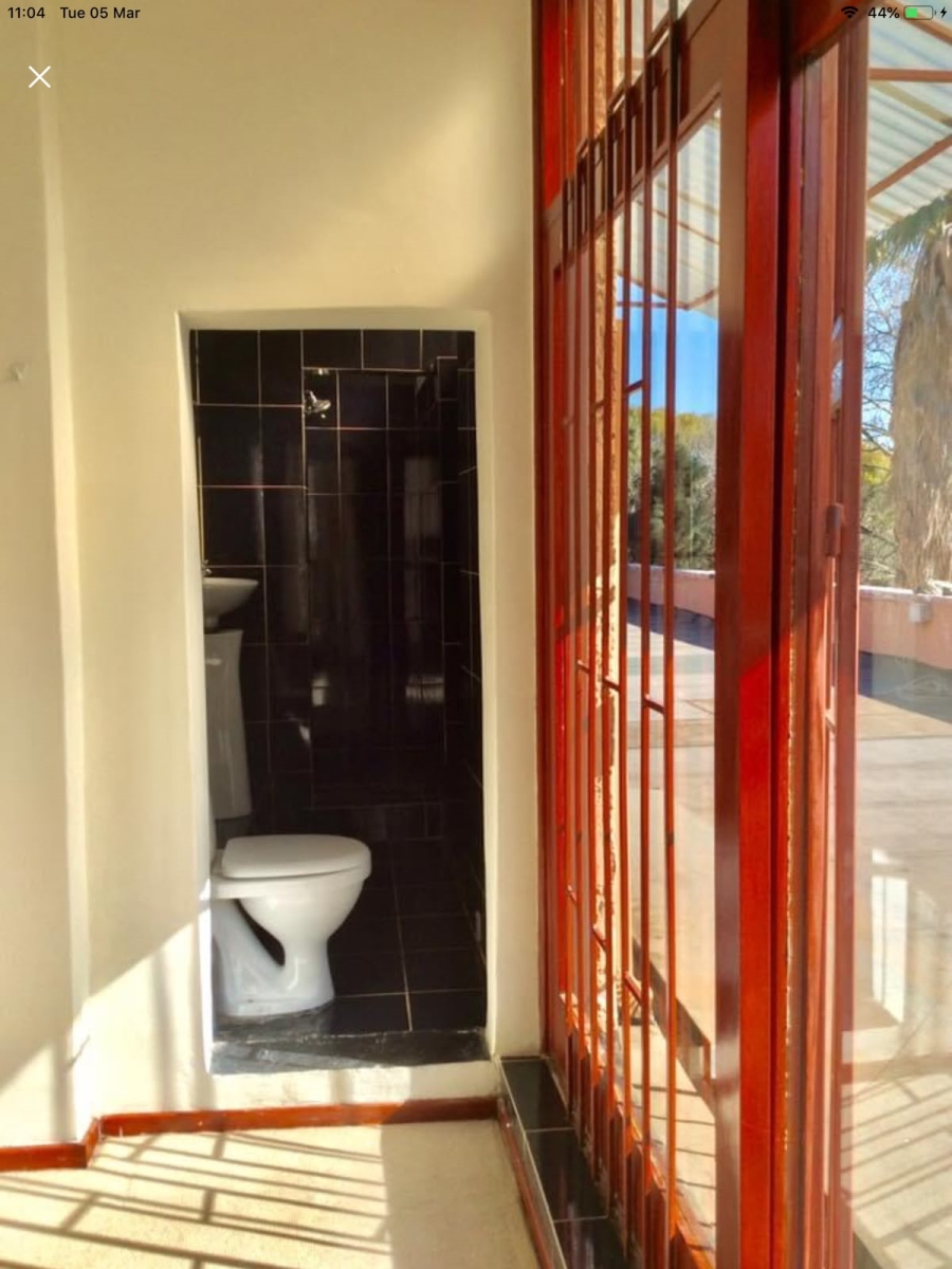 To Let 1 Bedroom Property for Rent in Houghton Estate Gauteng