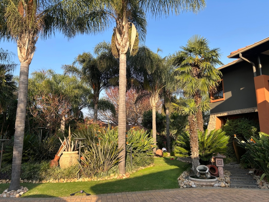 4 Bedroom Property for Sale in Ruimsig A H Gauteng