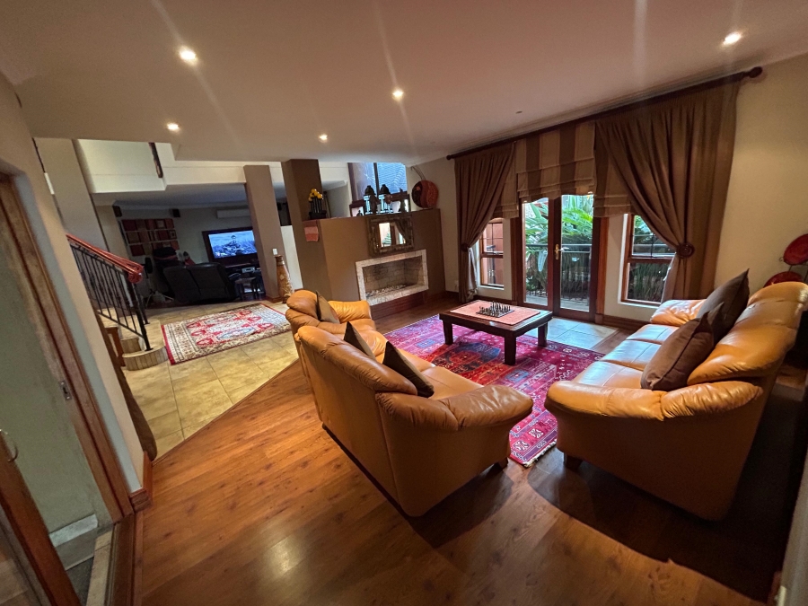 4 Bedroom Property for Sale in Ruimsig A H Gauteng