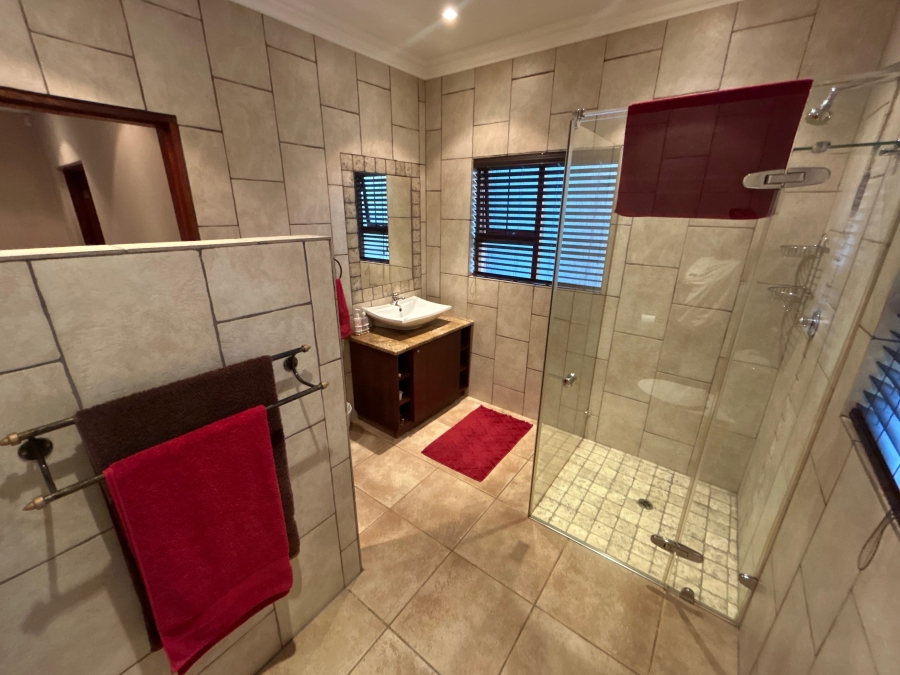 4 Bedroom Property for Sale in Ruimsig A H Gauteng