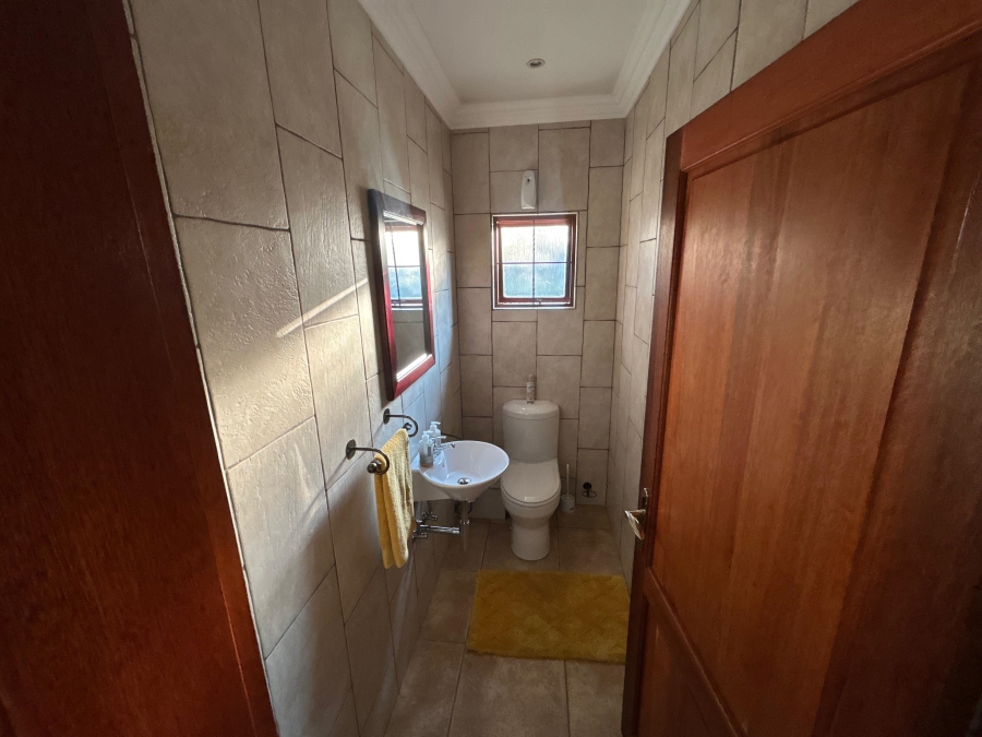 4 Bedroom Property for Sale in Ruimsig A H Gauteng