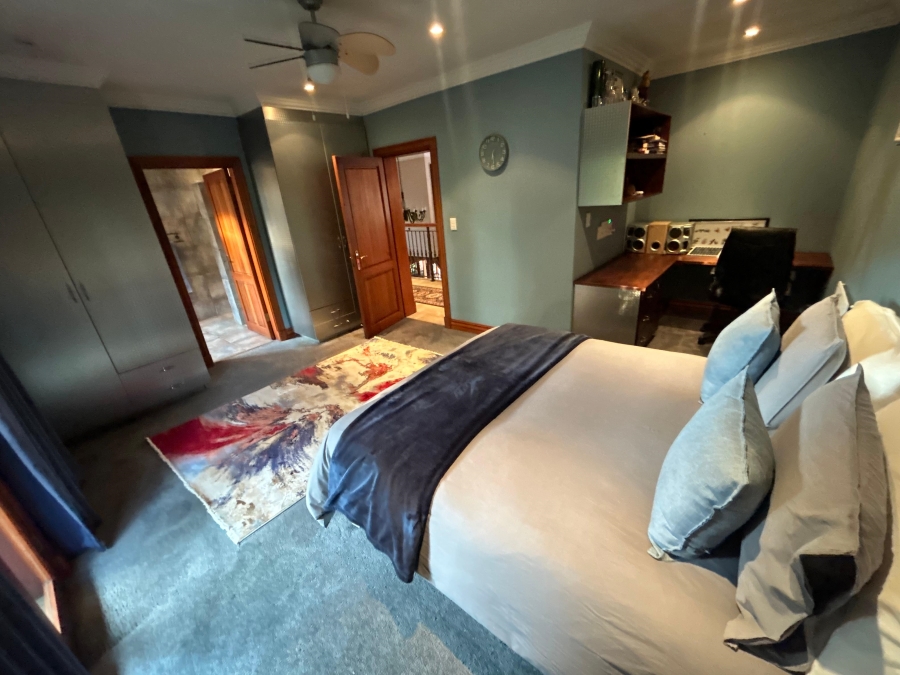 4 Bedroom Property for Sale in Ruimsig A H Gauteng