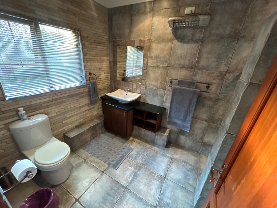 4 Bedroom Property for Sale in Ruimsig A H Gauteng