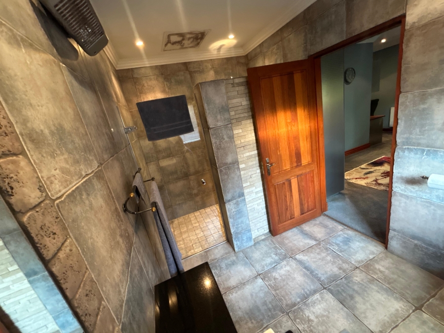 4 Bedroom Property for Sale in Ruimsig A H Gauteng