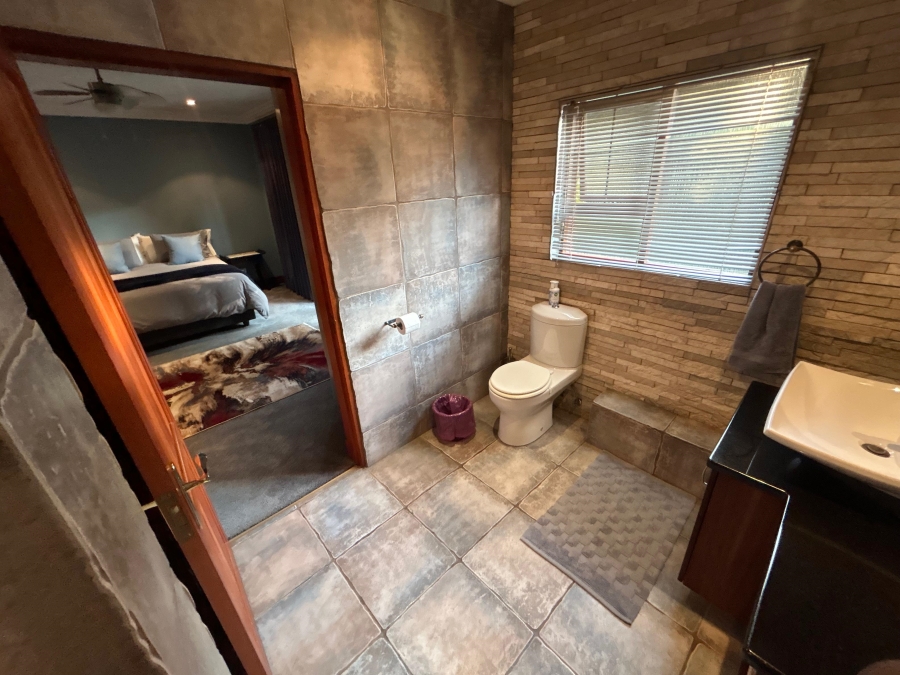 4 Bedroom Property for Sale in Ruimsig A H Gauteng