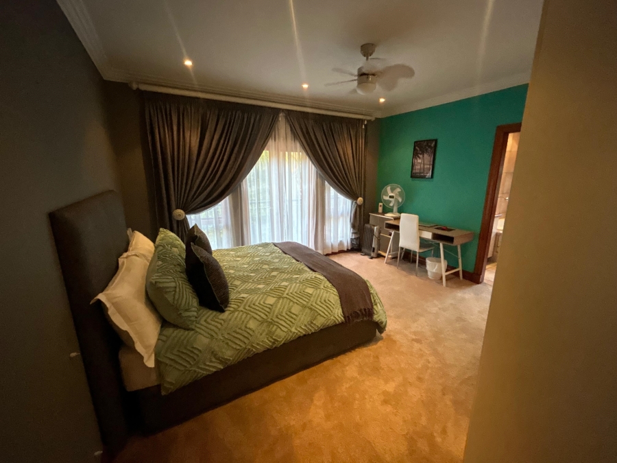4 Bedroom Property for Sale in Ruimsig A H Gauteng