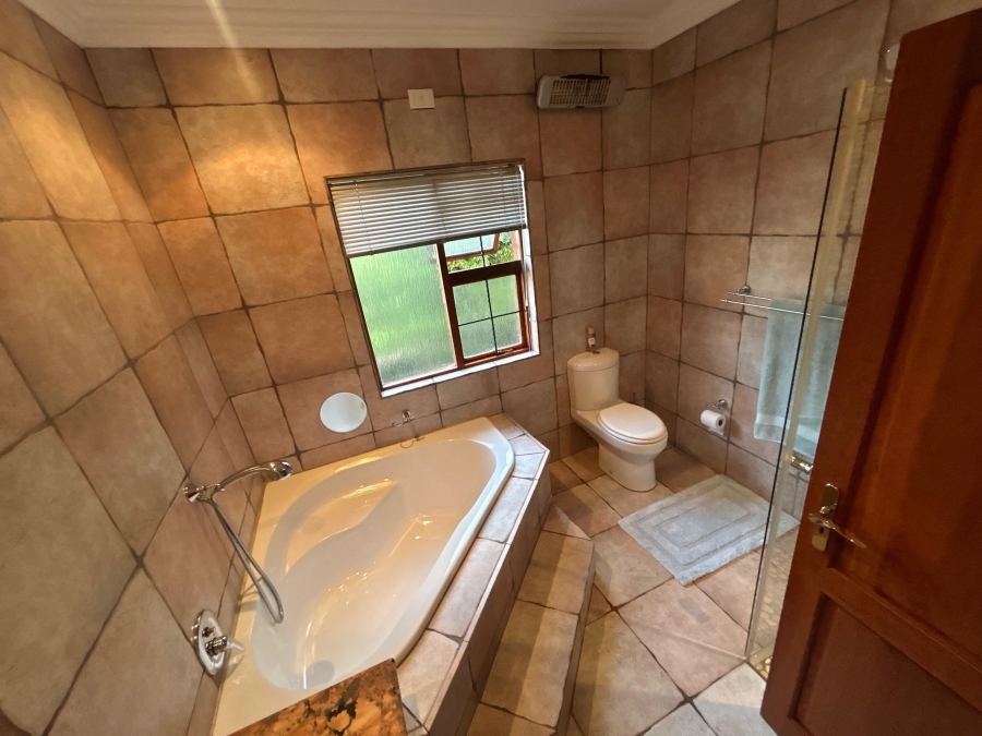 4 Bedroom Property for Sale in Ruimsig A H Gauteng