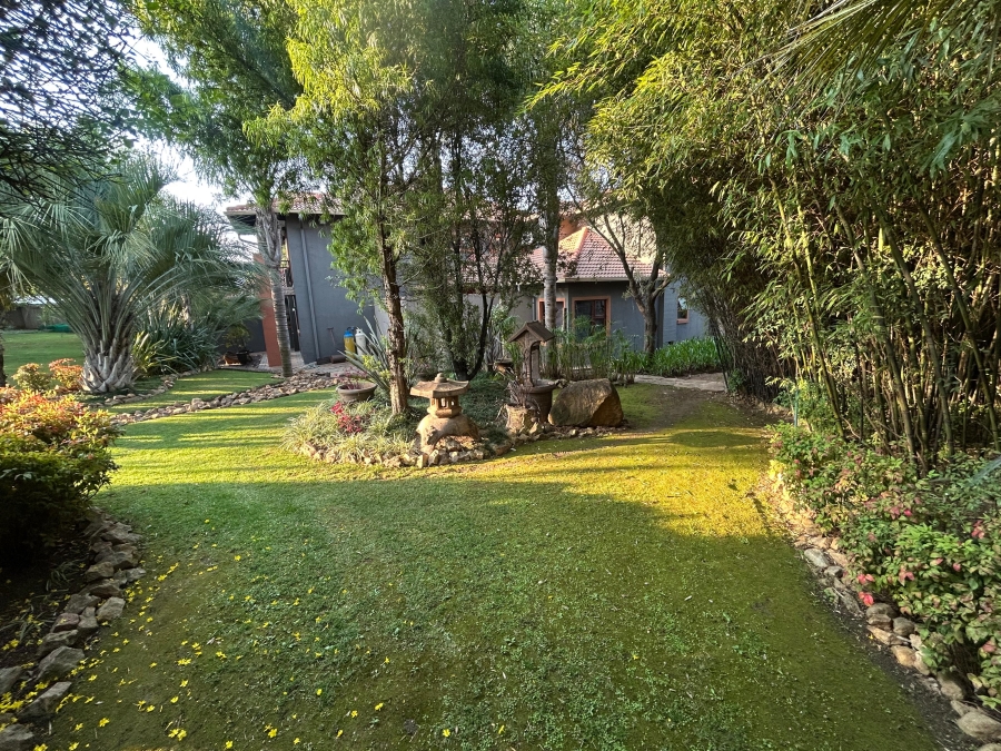4 Bedroom Property for Sale in Ruimsig A H Gauteng