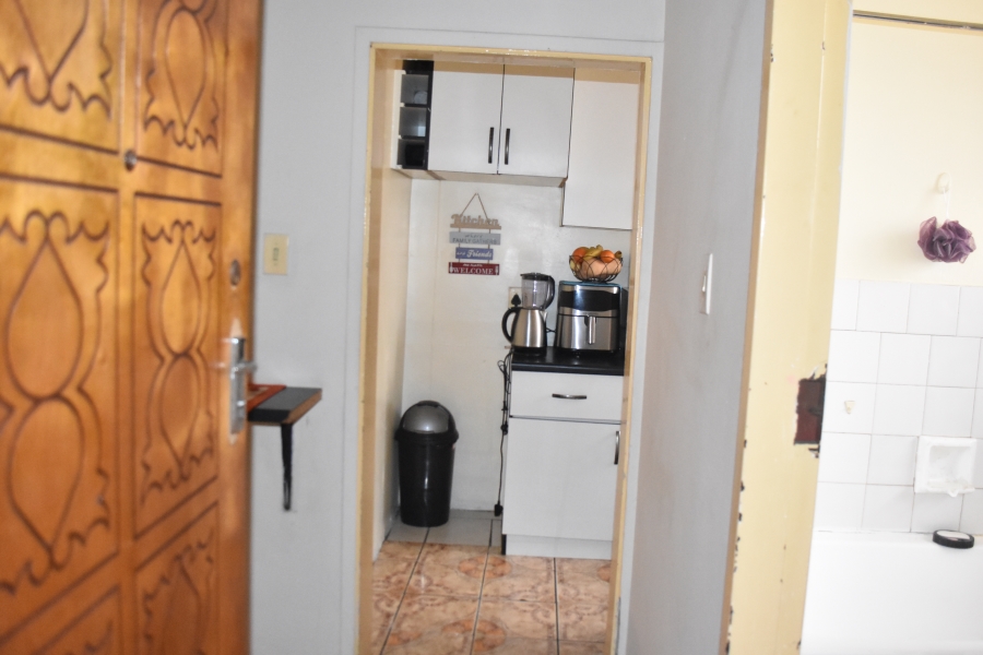 1 Bedroom Property for Sale in Pretoria Central Gauteng