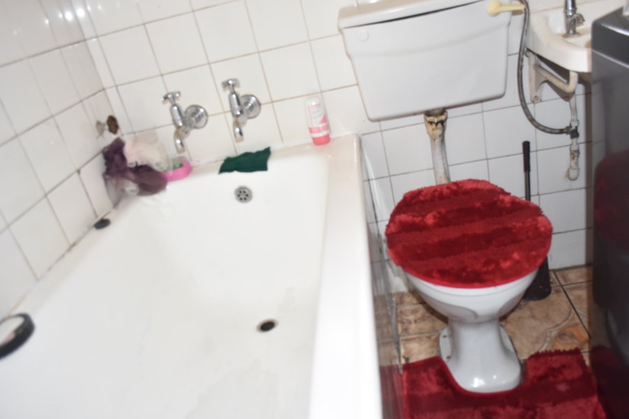 1 Bedroom Property for Sale in Pretoria Central Gauteng