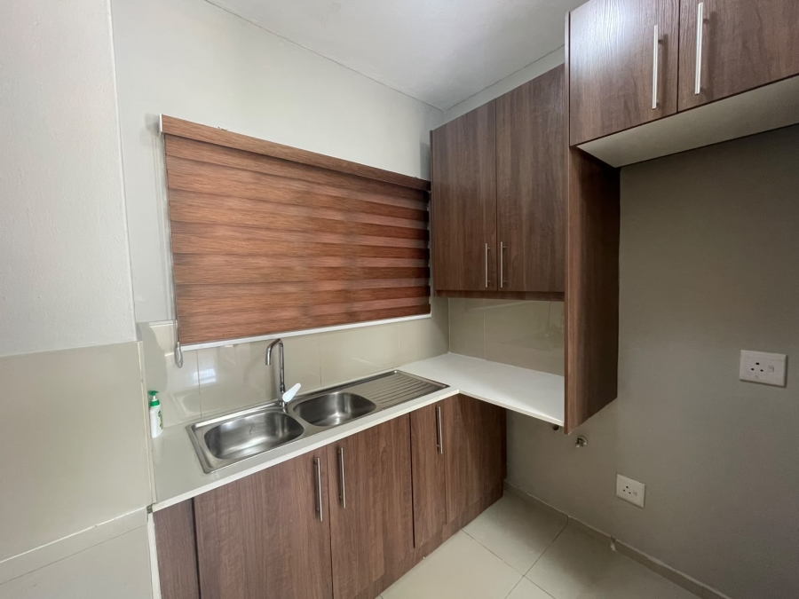 To Let 3 Bedroom Property for Rent in Eldo Lakes Estate Gauteng