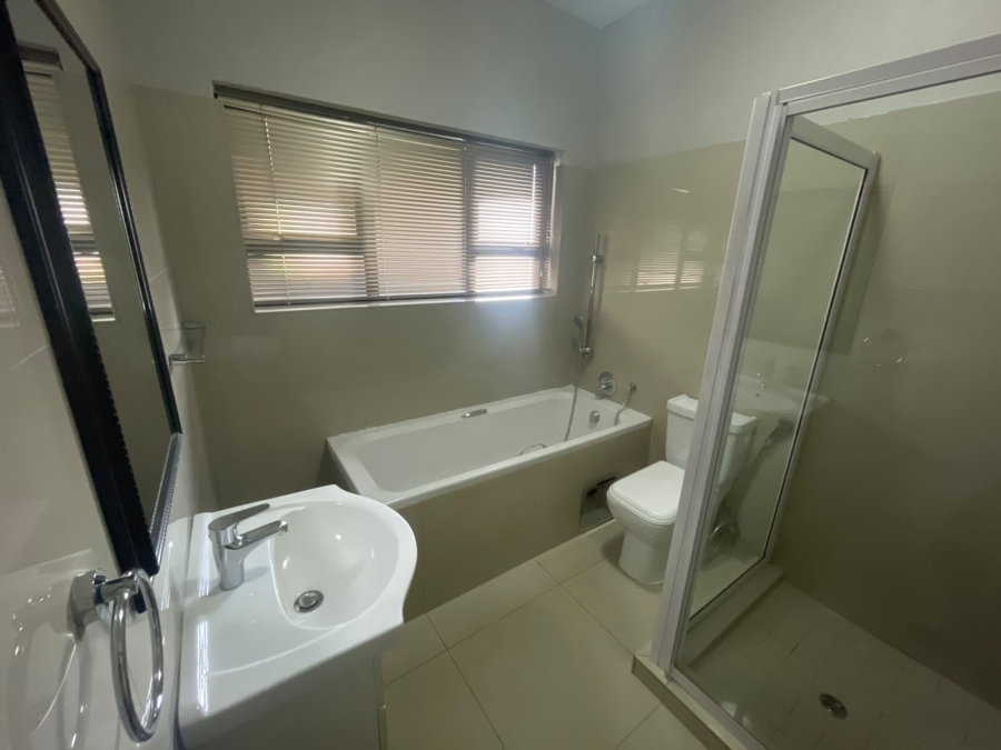 To Let 3 Bedroom Property for Rent in Eldo Lakes Estate Gauteng