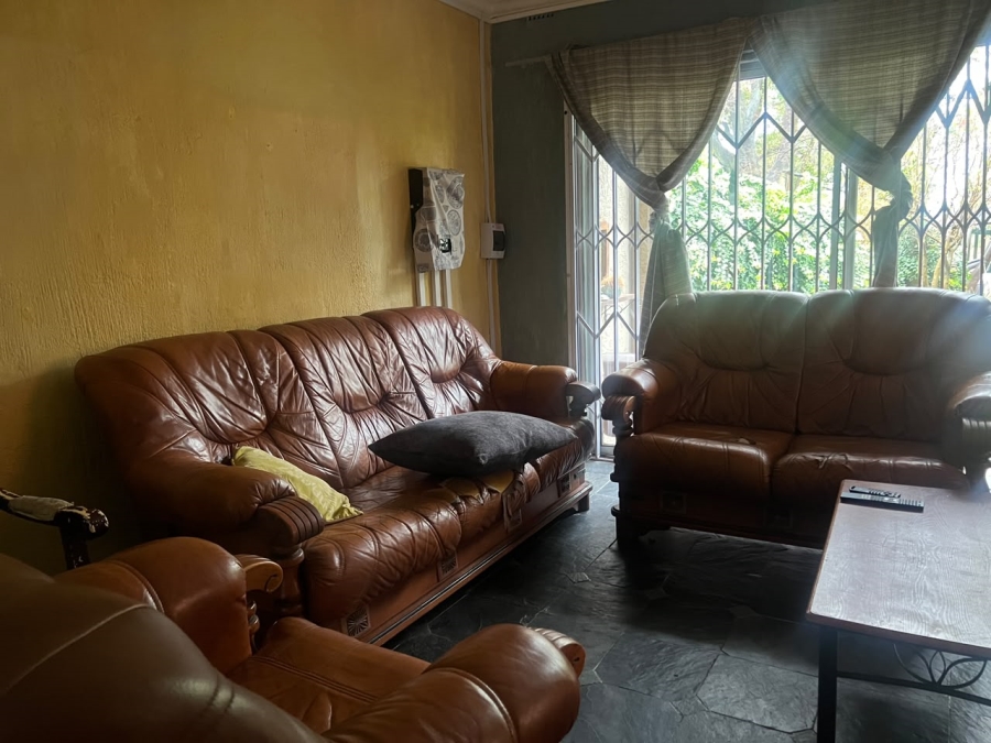 To Let 2 Bedroom Property for Rent in Windsor West Gauteng