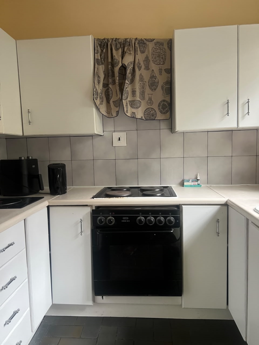 To Let 2 Bedroom Property for Rent in Windsor West Gauteng