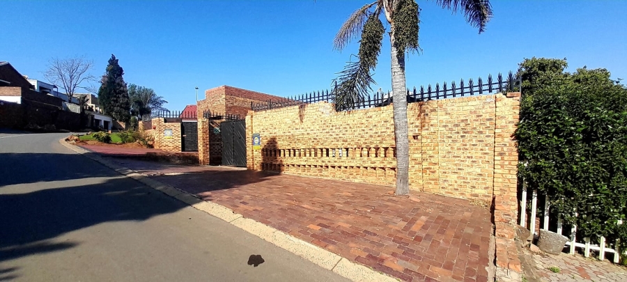 To Let 3 Bedroom Property for Rent in Pimville Zone 6 Gauteng
