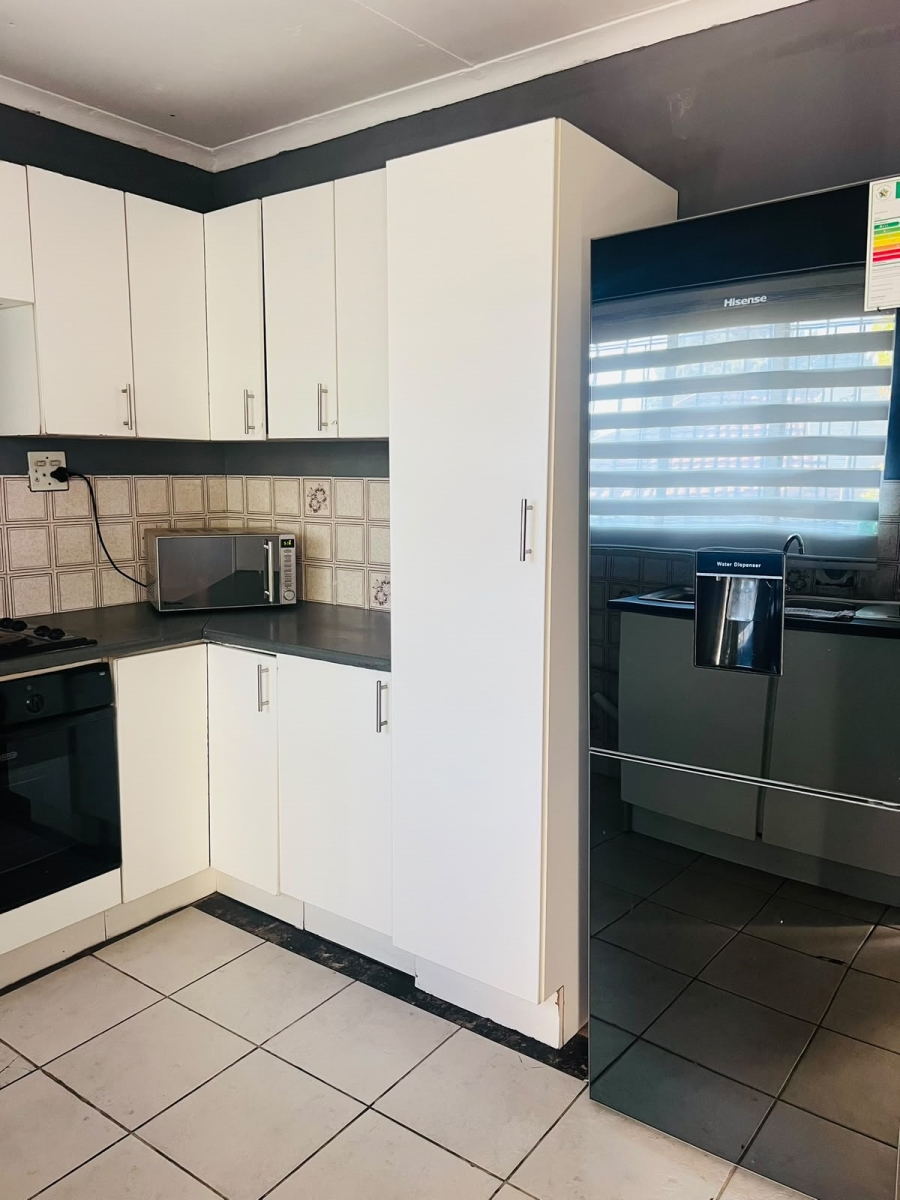 To Let 3 Bedroom Property for Rent in Pimville Zone 6 Gauteng
