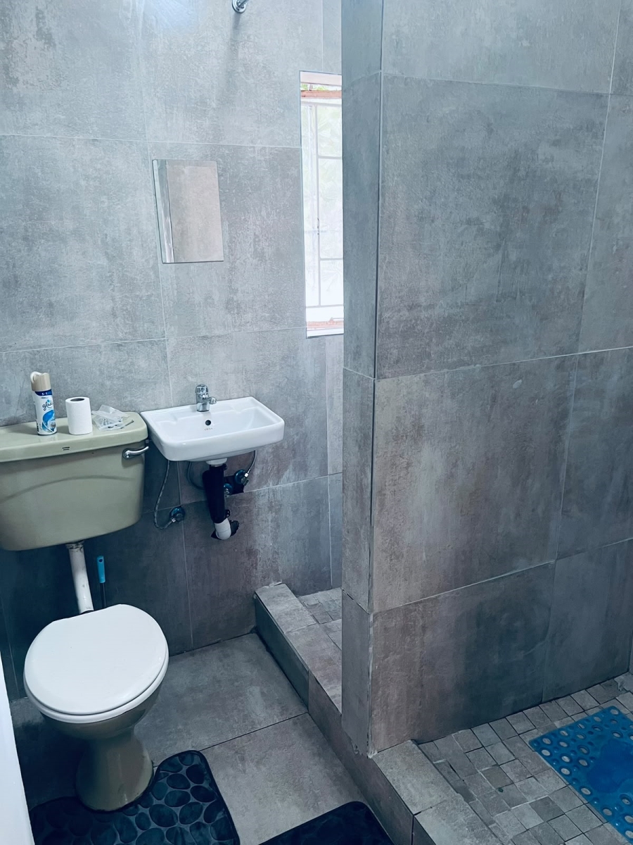 To Let 3 Bedroom Property for Rent in Pimville Zone 6 Gauteng