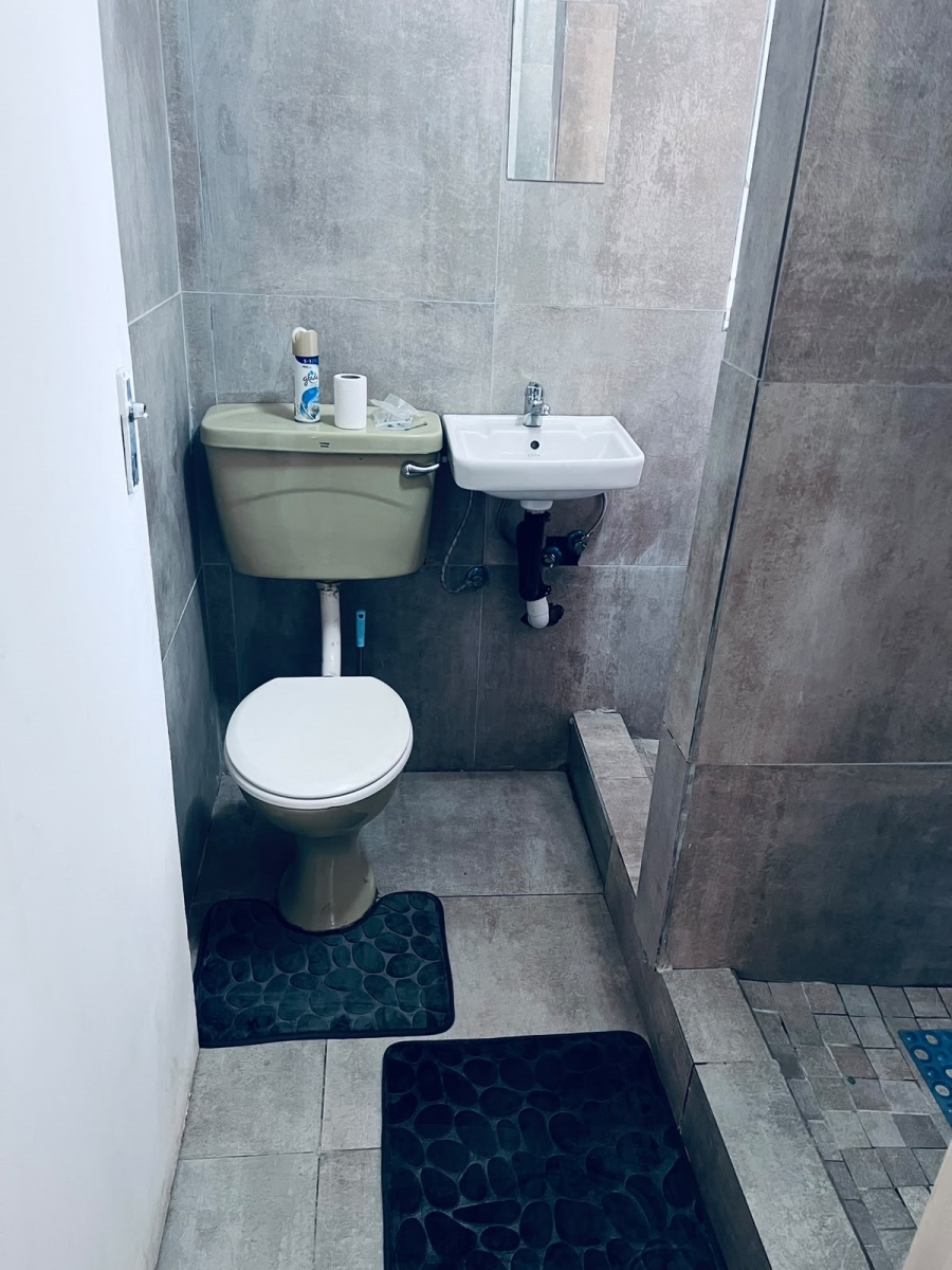 To Let 3 Bedroom Property for Rent in Pimville Zone 6 Gauteng