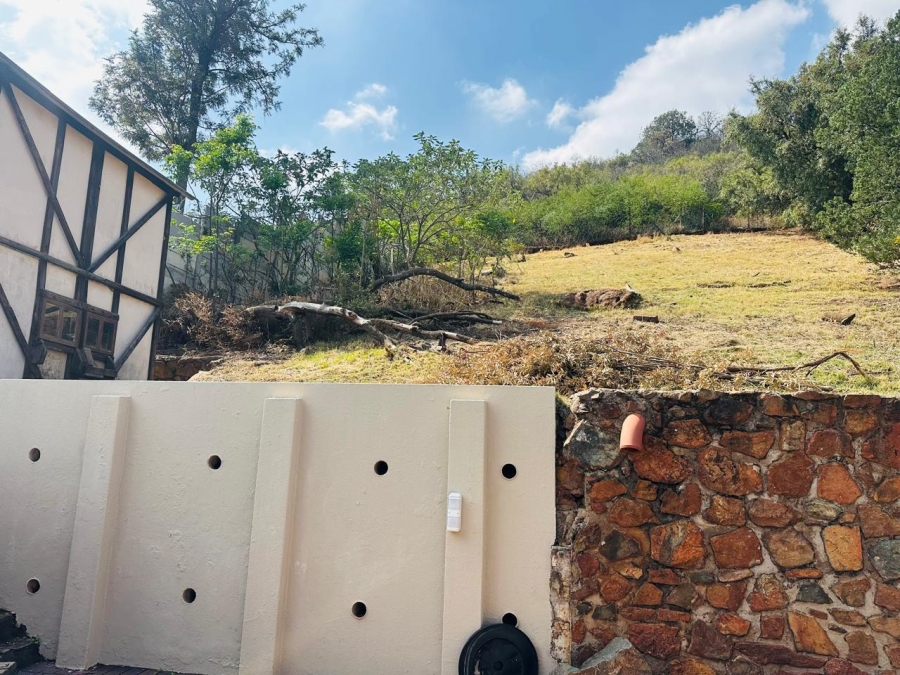 4 Bedroom Property for Sale in Mondeor Gauteng