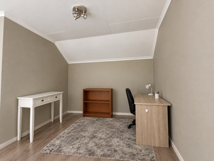 2 Bedroom Property for Sale in Bryanston Gauteng