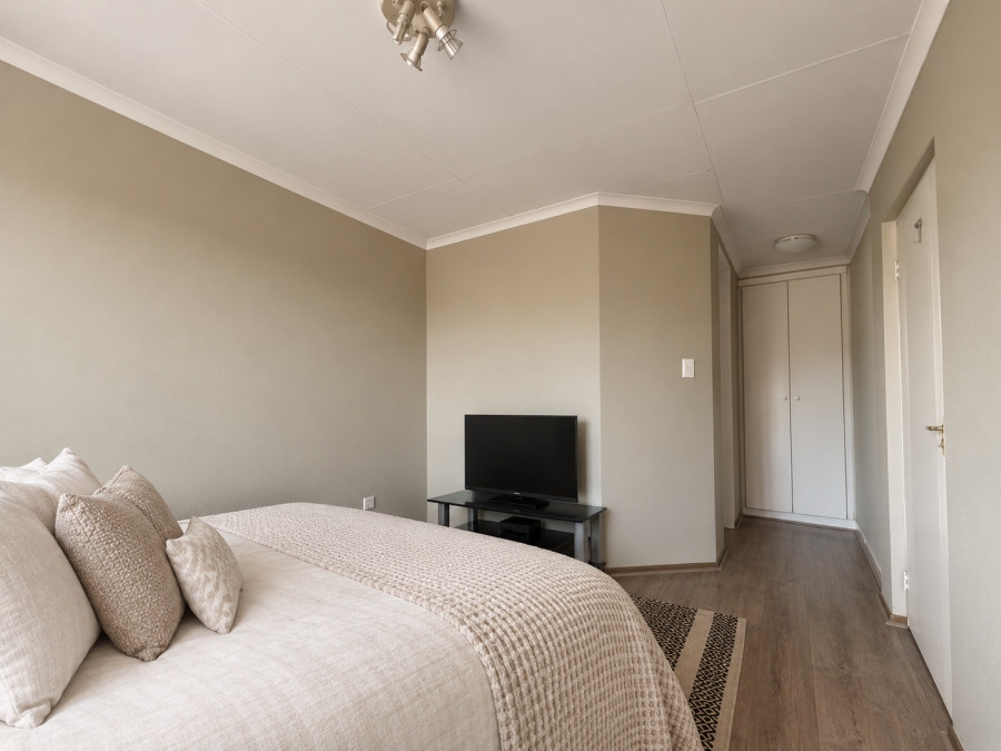 2 Bedroom Property for Sale in Bryanston Gauteng