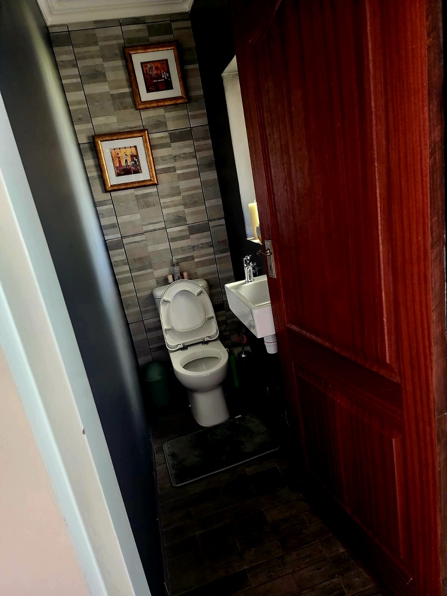3 Bedroom Property for Sale in Dal Fouche Gauteng