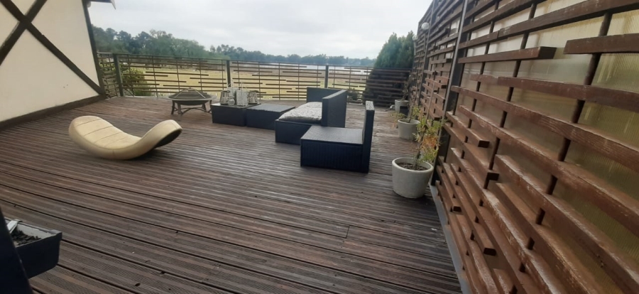 3 Bedroom Property for Sale in Lakefield Gauteng