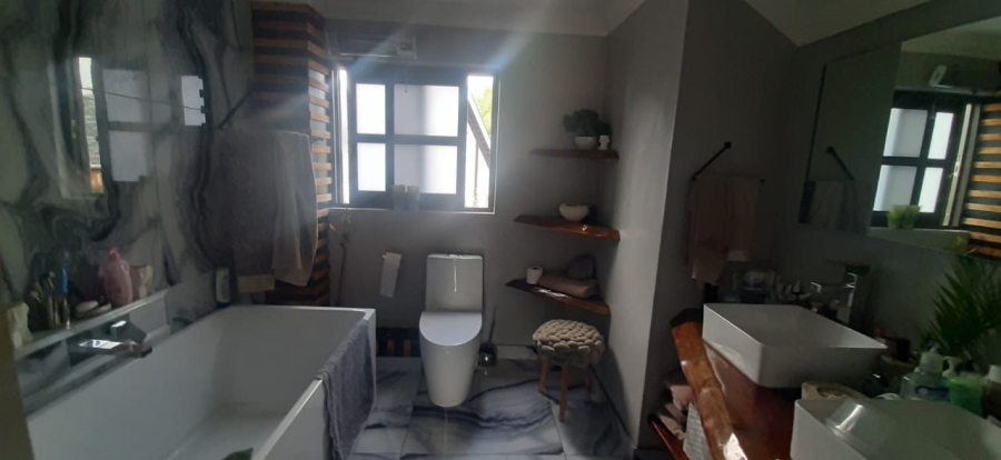 3 Bedroom Property for Sale in Lakefield Gauteng