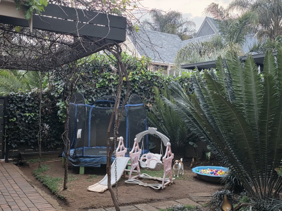 3 Bedroom Property for Sale in Lakefield Gauteng