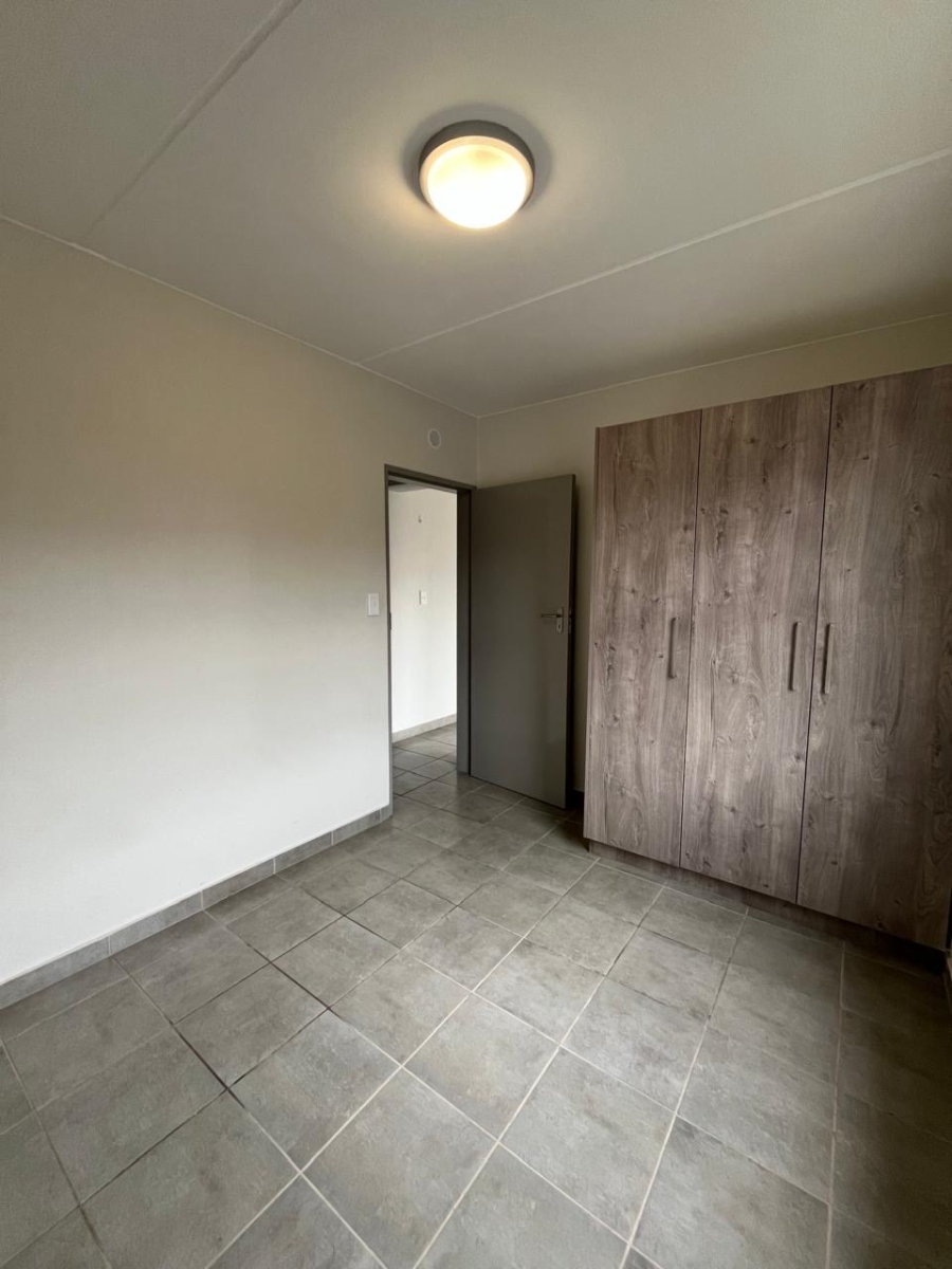 2 Bedroom Property for Sale in Pretoria North Gauteng