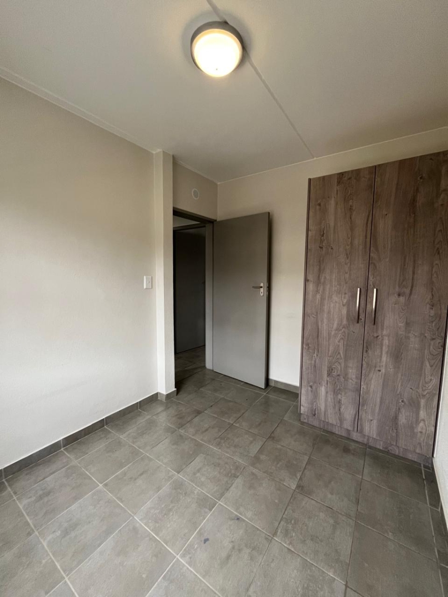 2 Bedroom Property for Sale in Pretoria North Gauteng