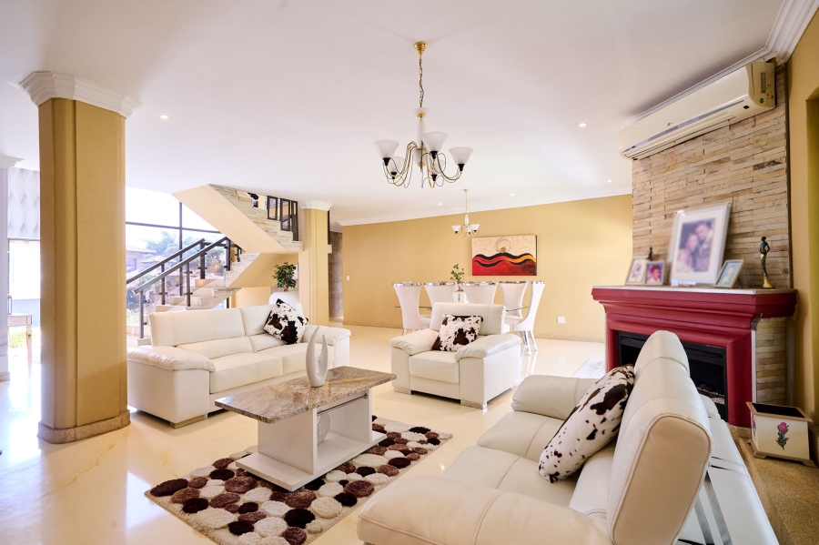 5 Bedroom Property for Sale in Carlswald North Estate Gauteng