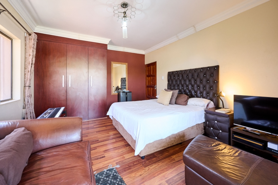 5 Bedroom Property for Sale in Carlswald North Estate Gauteng