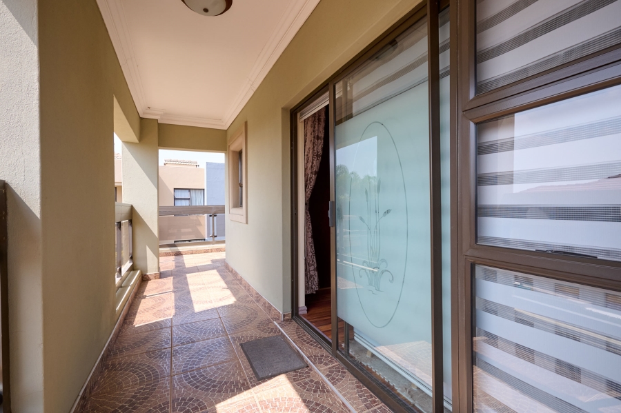 5 Bedroom Property for Sale in Carlswald North Estate Gauteng