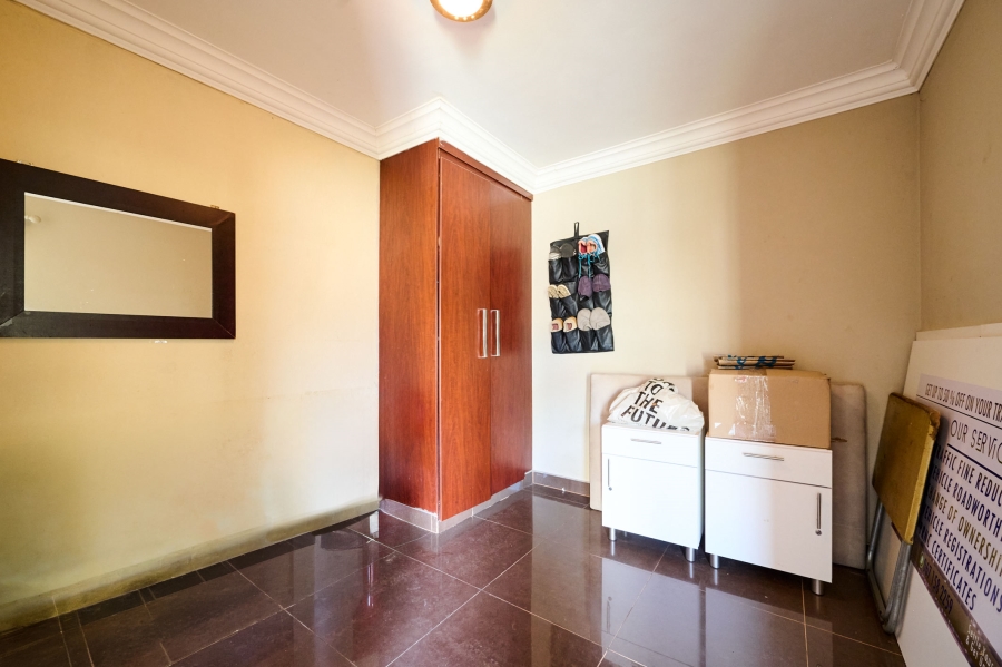 5 Bedroom Property for Sale in Carlswald North Estate Gauteng