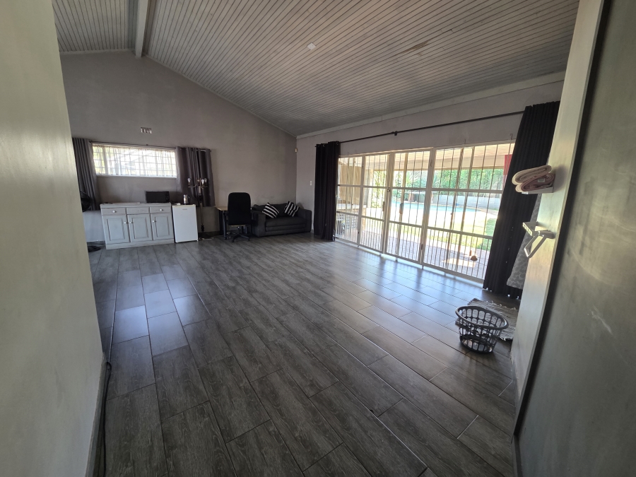 5 Bedroom Property for Sale in Blairgowrie Gauteng