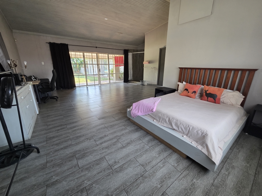 5 Bedroom Property for Sale in Blairgowrie Gauteng