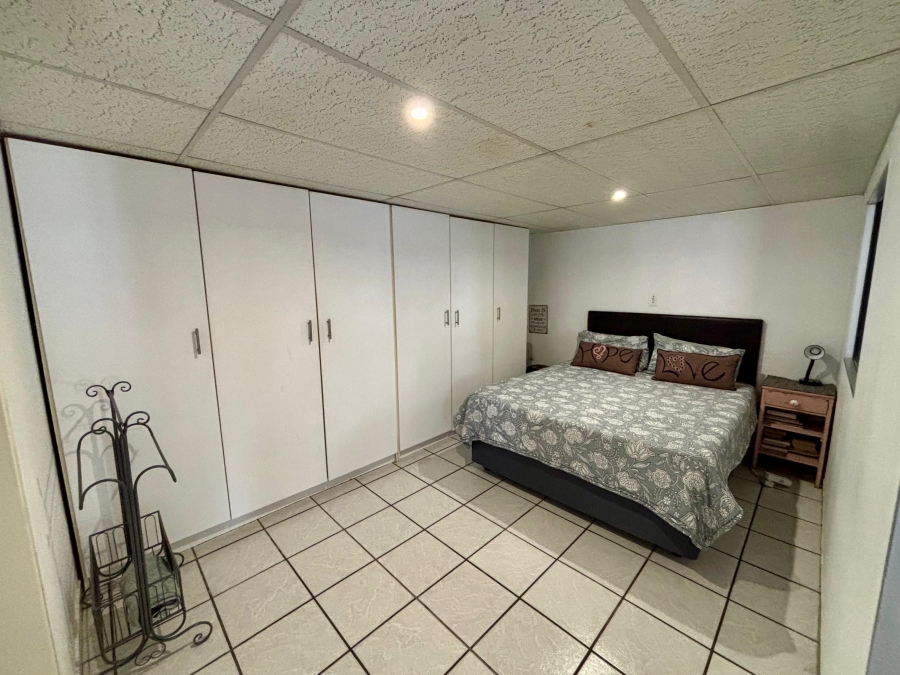 5 Bedroom Property for Sale in Blairgowrie Gauteng